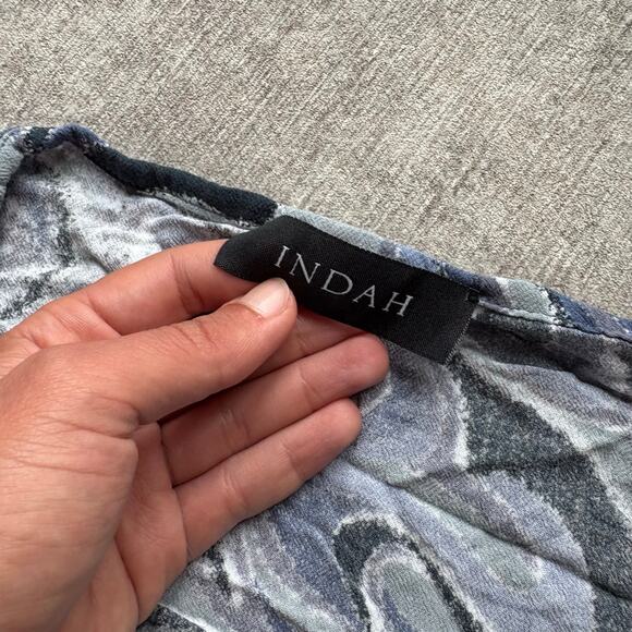 Indah Matching Set - Picture 2 of 3